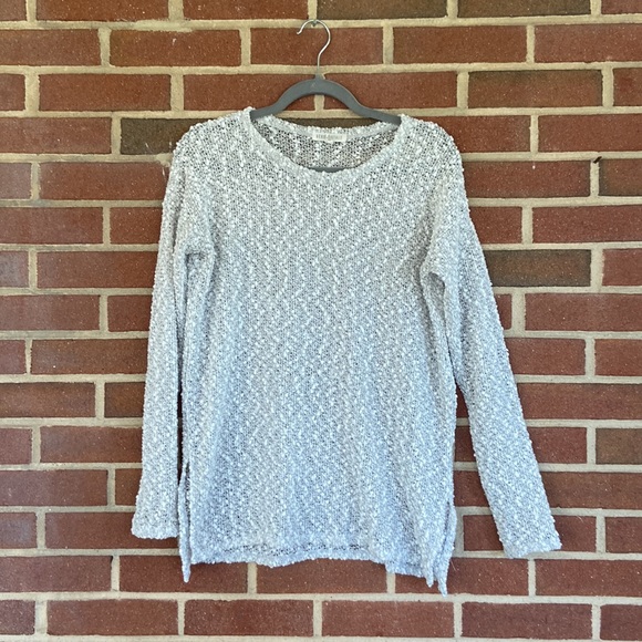 Aeropostale Silver Sweater - Picture 7 of 12